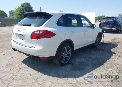 2012 Porsche Cayenne S z USA, uszkodzony, nr VIN WP1AB2A24CLA43400